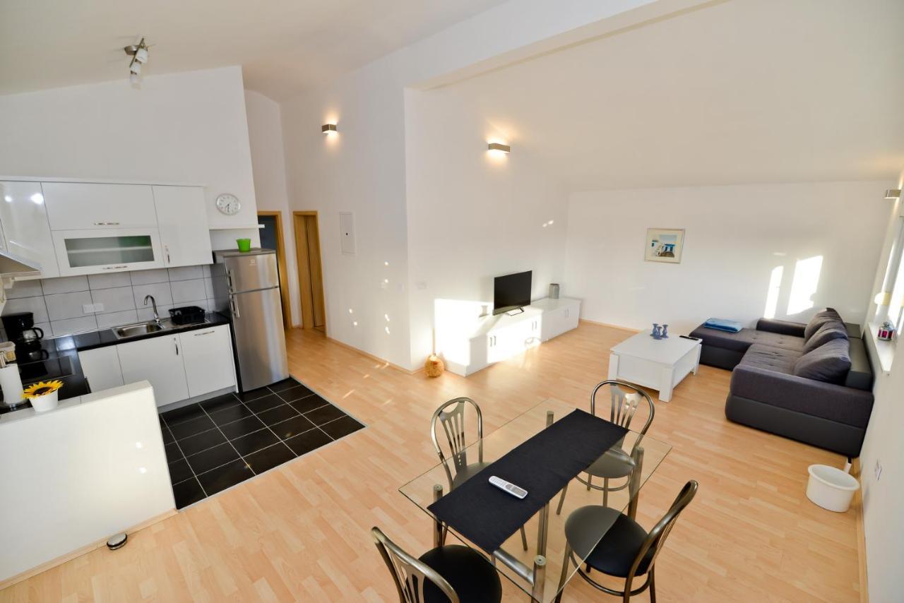 Apartmani Vidikovac Dokoza Задар Екстериор снимка