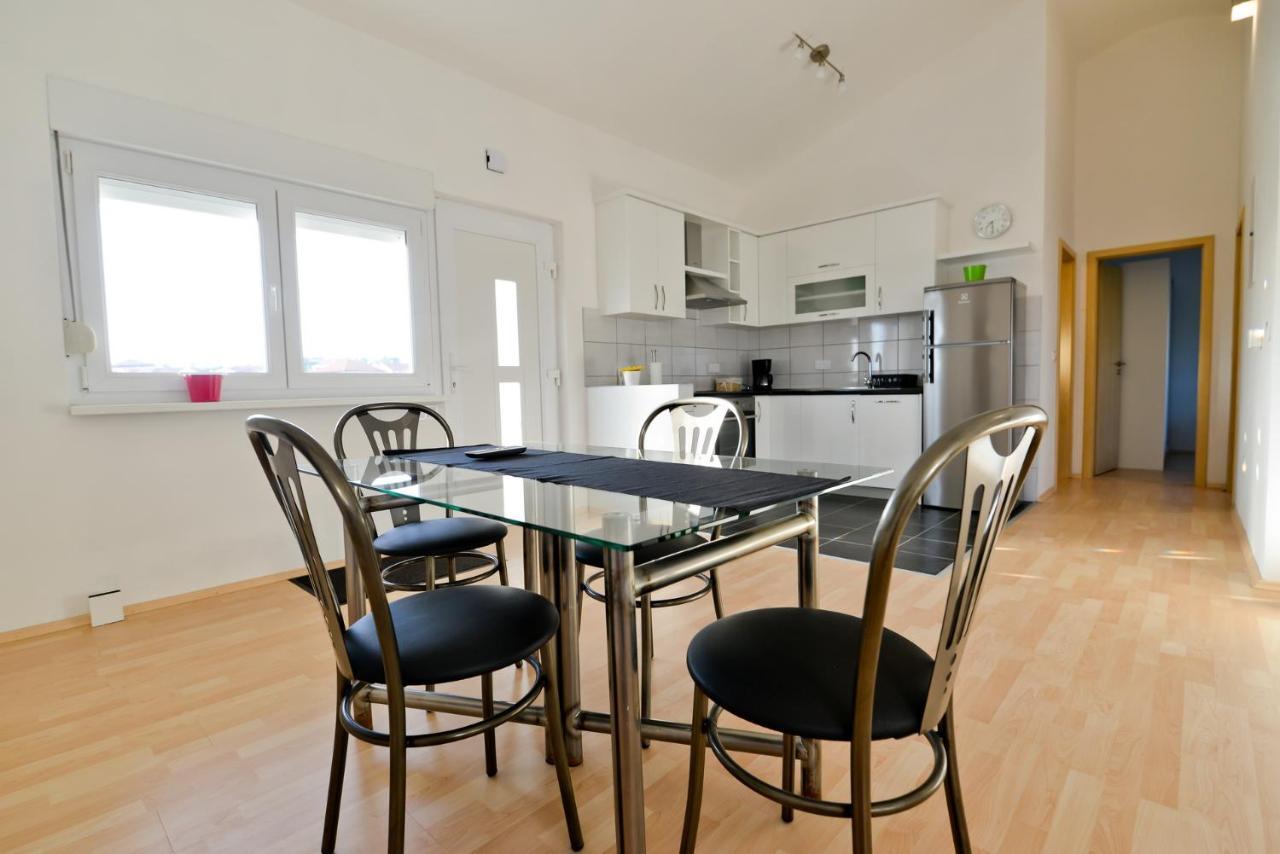 Apartmani Vidikovac Dokoza Задар Екстериор снимка